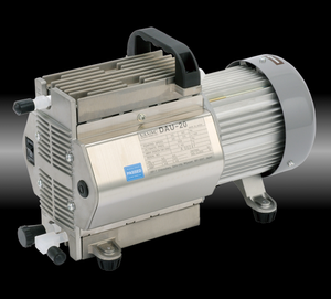 ダイアフラム型ドライ真空ポンプ 実行排気速度(20～23L/min)